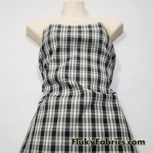 Black and White Plaid Yarn Dyed Taffeta Fabric