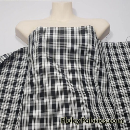 Black and White Plaid Yarn Dyed Taffeta Fabric